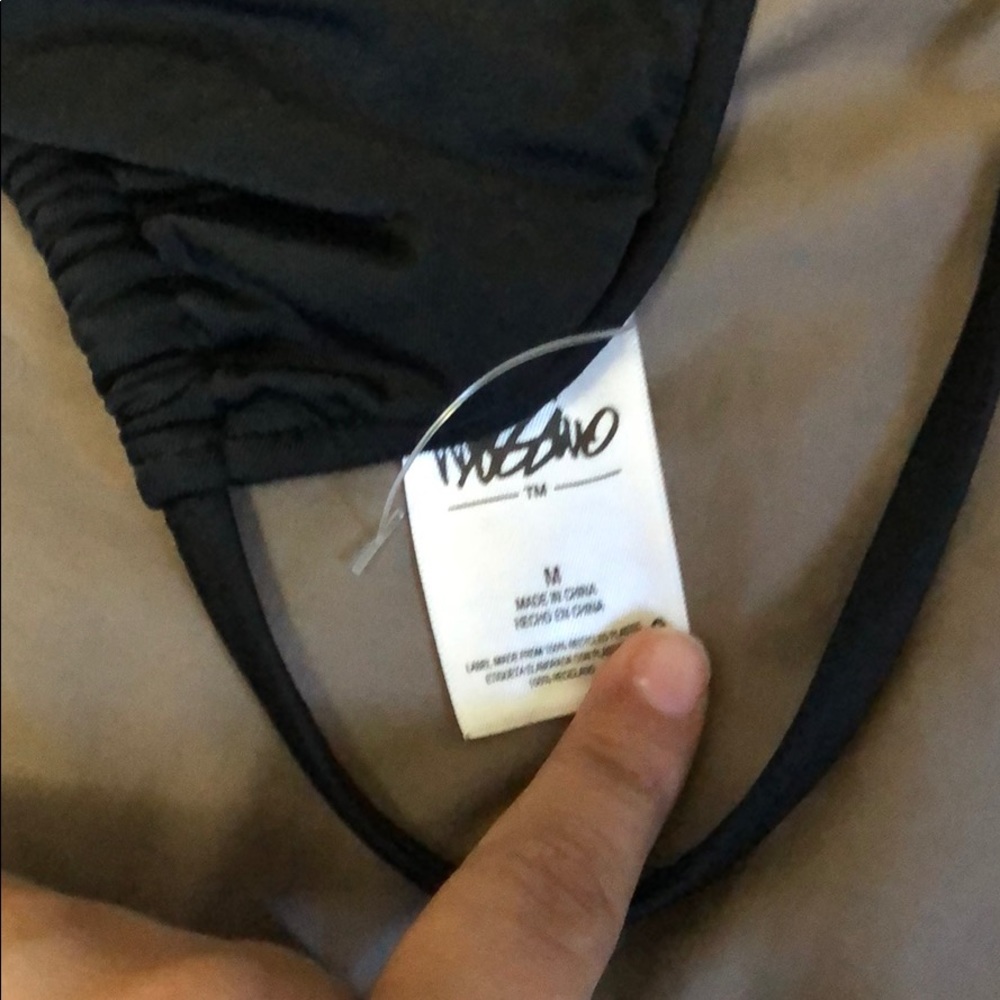 SWIM SUIT - Picture 5 of 7
